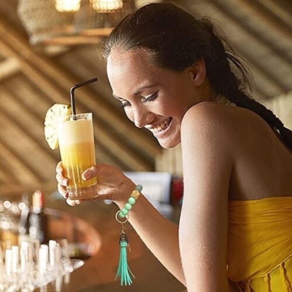 Set Of 2 Silicone Key Ring Bracelet Beaded Bangle Wristlet Keychain Teal - Picture 2 of 10